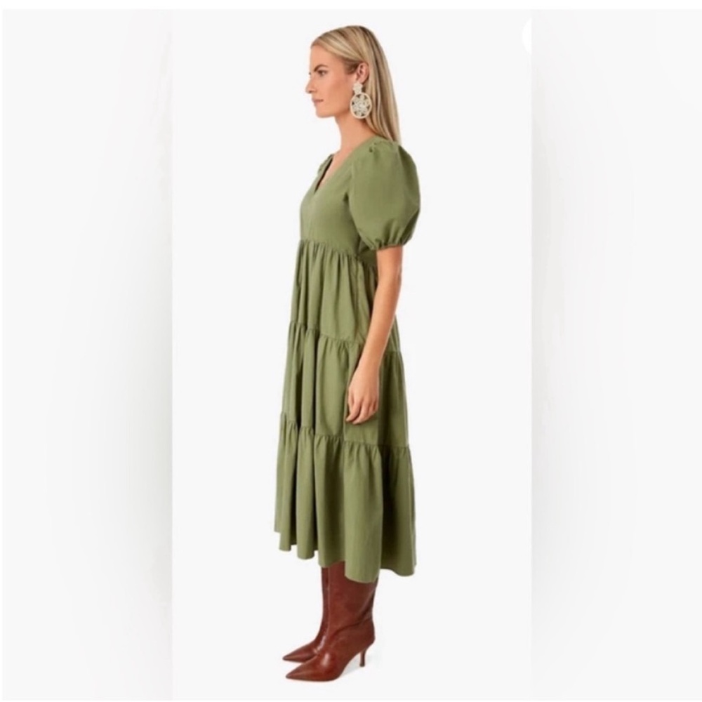Elegant Green Puff Sleeve Dress - Picture 2 of 11